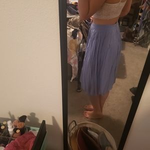 Blue flowy skirt 🌻